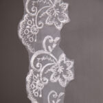 DX9003 China Factory Wholesale Lace Appliqued Bridal Veils Blusher Veils - Image 7