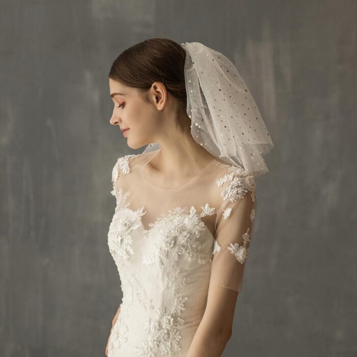 White Yarn Bridal Multi-layer Short Veil - Image 5