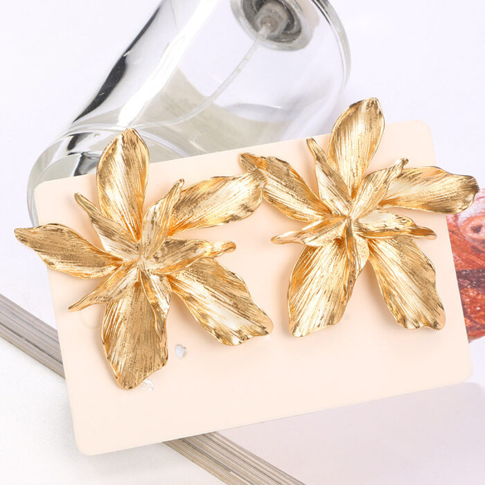 Golden Big Flower Dangle Earrings Female - Image 3
