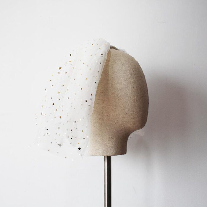White Yarn Bridal Multi-layer Short Veil - Image 7