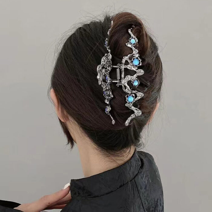 Shark  Minority Personality Hair Accessories - Image 1